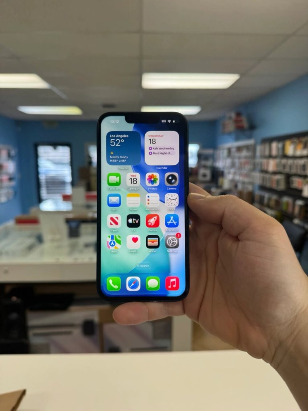 Apple iPhone 14 256GB Unlocked Smartphone Blue iOS 26 w/Box
